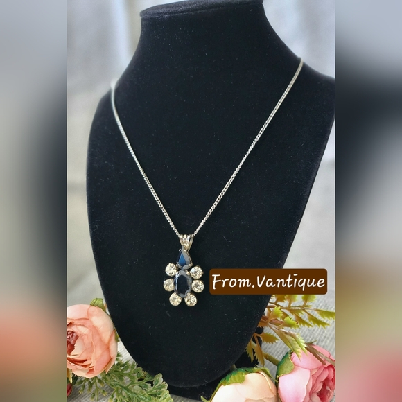 🔷️◽️ Gasby Sapphire & Clear Crystal Pendant Silver Necklace ⛓️ Vintage 🔗 - Picture 3 of 5